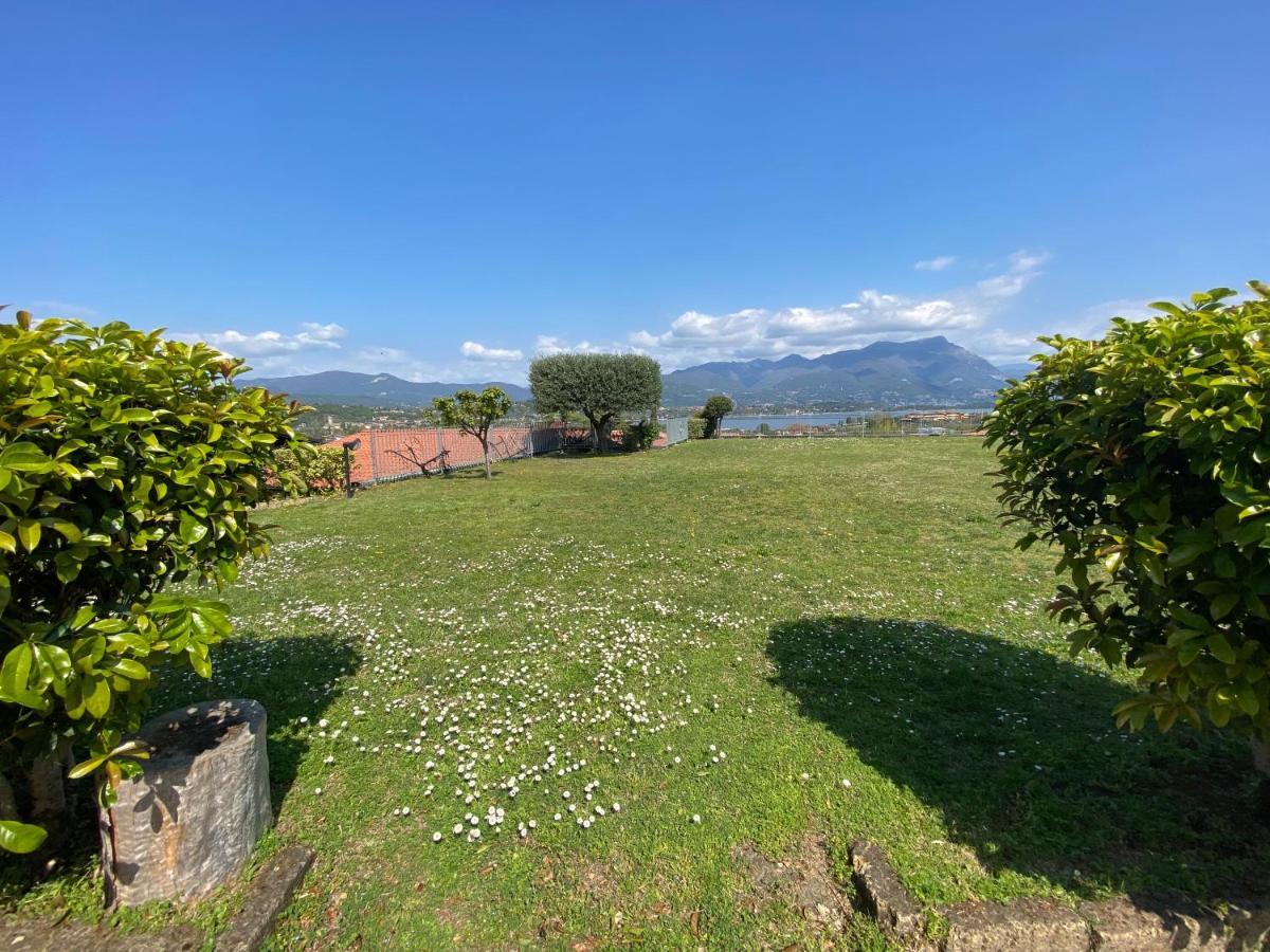 Flowers & Garden Apartment Con Vista Lago Manerba del Garda Extérieur photo